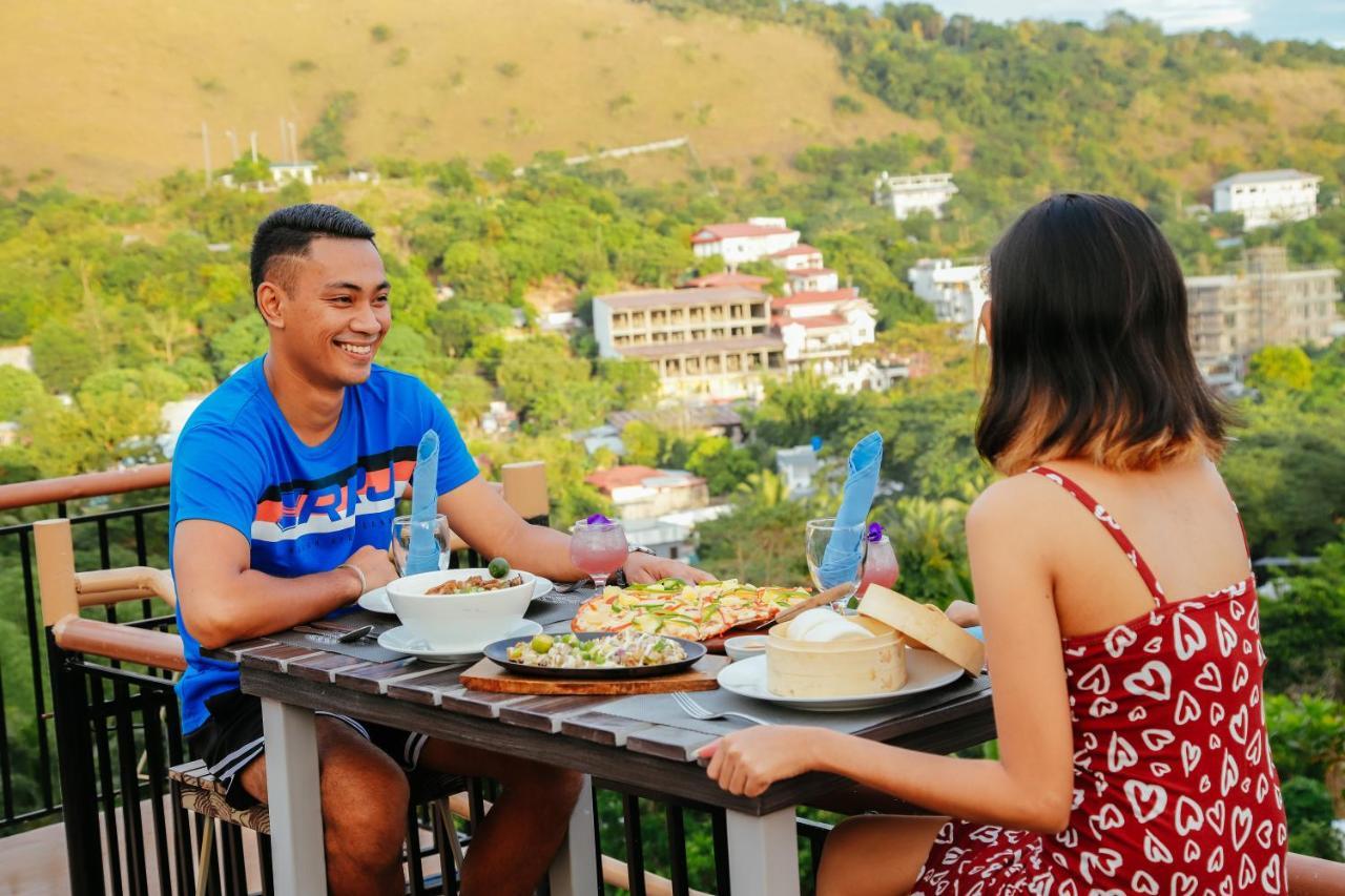 Skylodge Resort Coron Exterior photo
