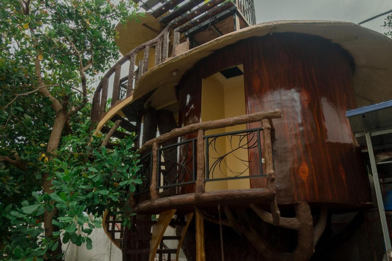 Skylodge Resort Coron Exterior photo